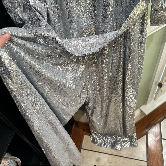 Eloquii Silver Sequin Belted Jumpsuit - Size 28 (NWT) - Picture 11 of 12
